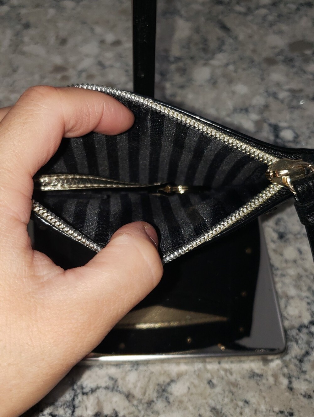 Victoria's Secret Heart Studded Black Card Case Wallet Key Charm - Picture 7 of 9